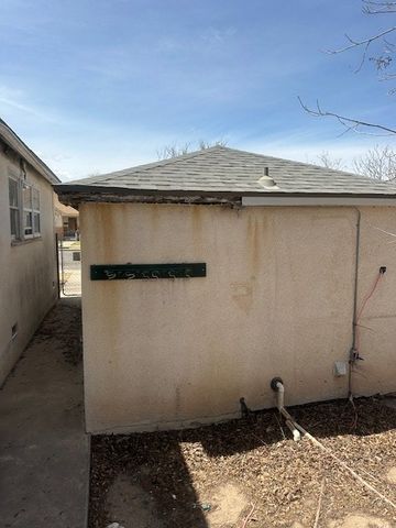 1304 W Division St, Fort Stockton, TX 79735