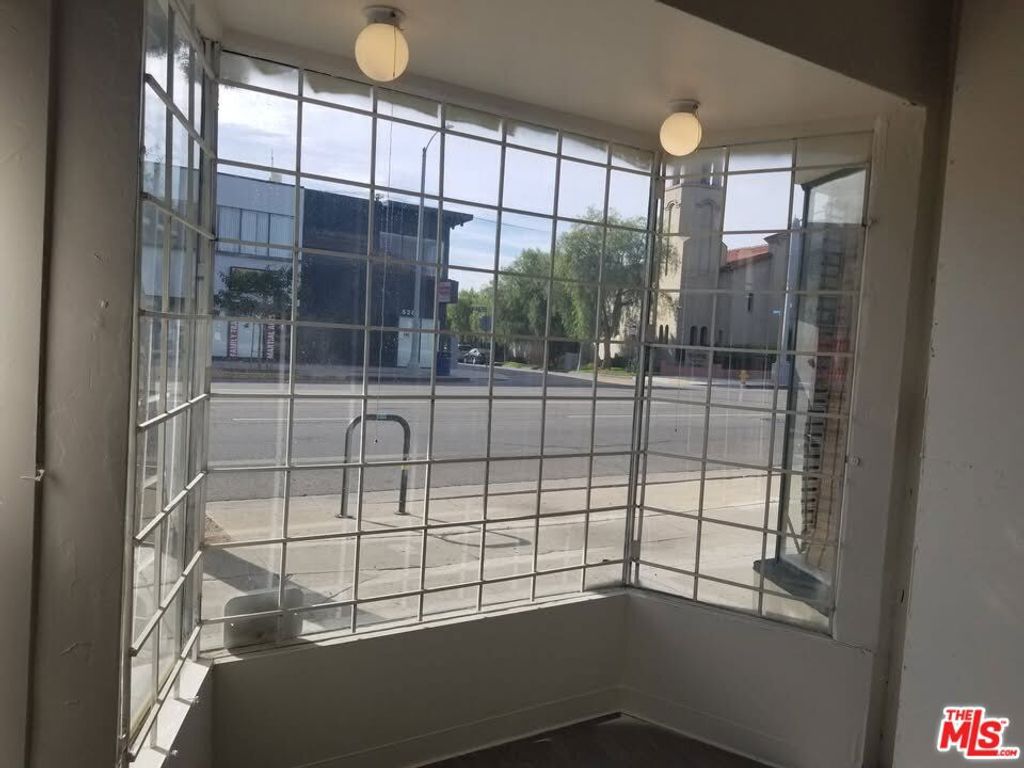 5281 W PICO Boulevard, Los Angeles, CA 90019 — photo 4