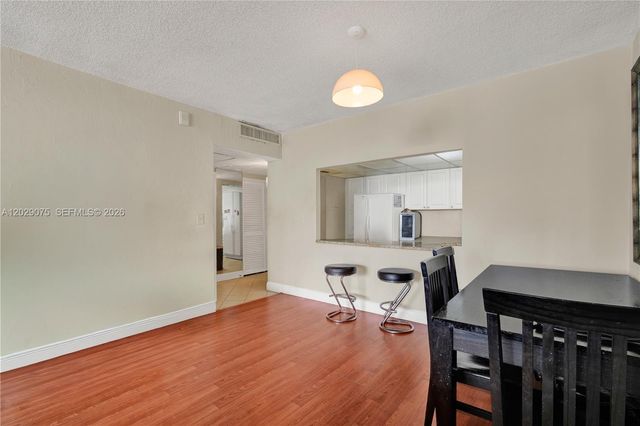 19390 Collins Ave 1419, Sunny Isles Beach, FL 33160