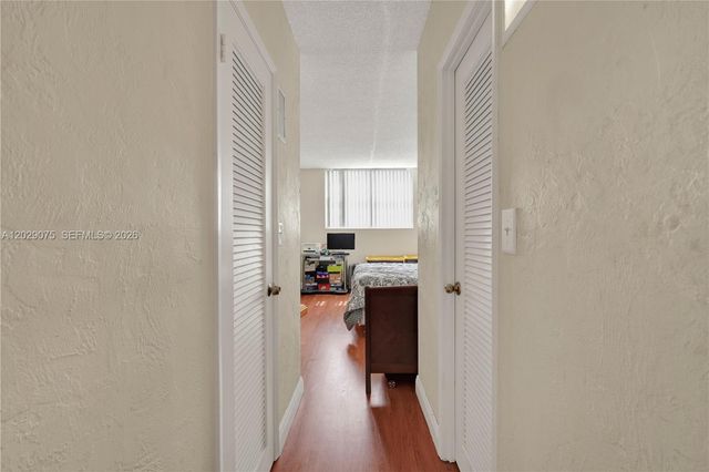19390 Collins Ave 1419, Sunny Isles Beach, FL 33160