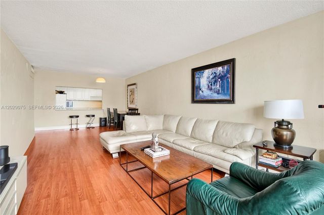 19390 Collins Ave 1419, Sunny Isles Beach, FL 33160