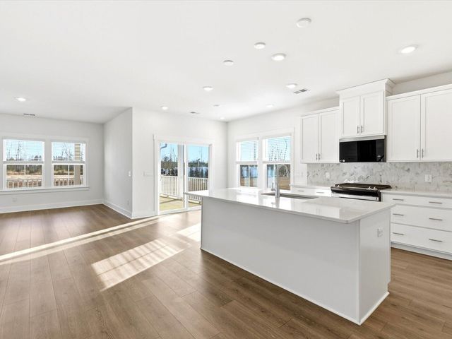 442 Radiant Blue Way, Summerville, SC 29486