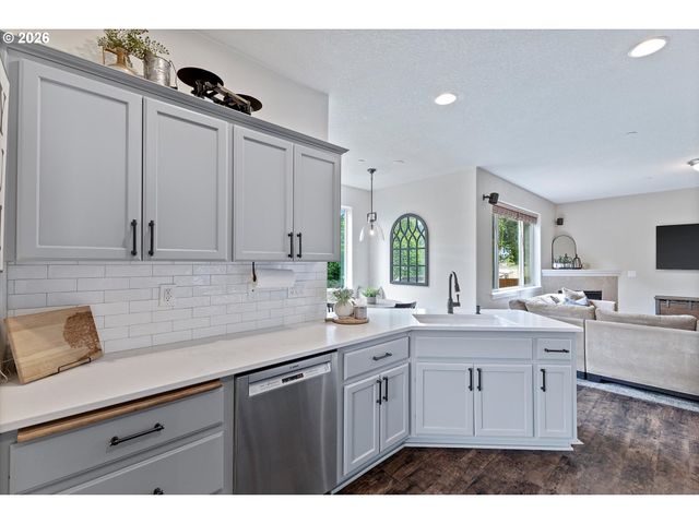 16063 GODON Way, Oregon City, OR 97045