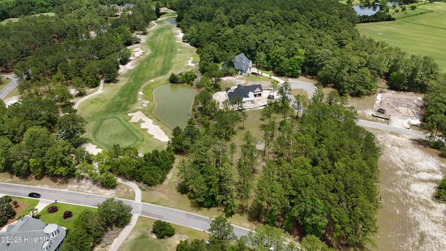 564 Lindgrove Place, Ocean Isle Beach, NC 28469