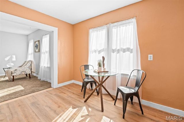 217 Whitelaw Avenue, East Alton, IL 62024