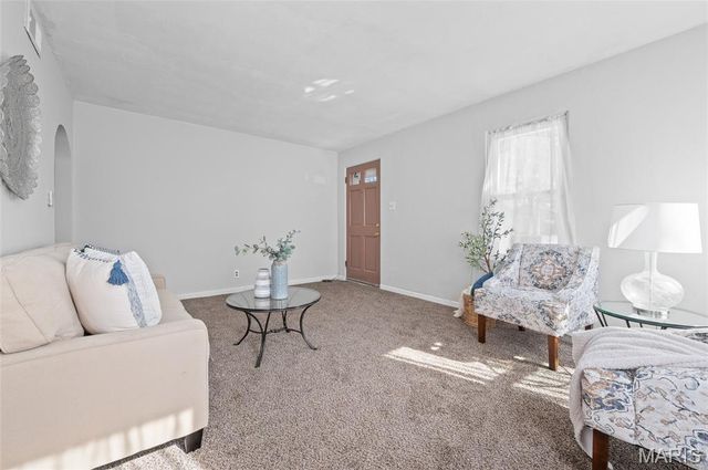 217 Whitelaw Avenue, East Alton, IL 62024