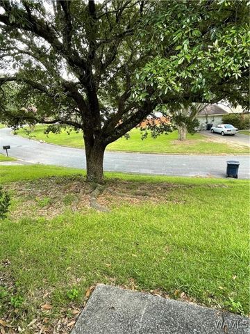 115 Brookside, Northport, AL 35473