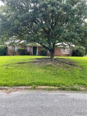 115 Brookside, Northport, AL 35473
