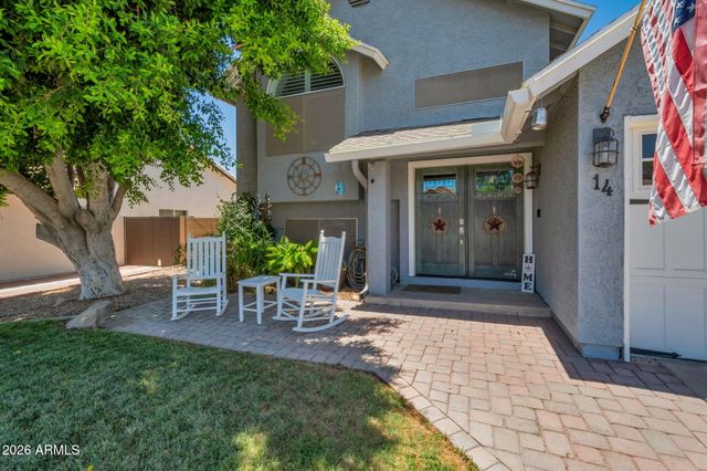 14 S GOLDEN KEY Drive, Gilbert, AZ 85233