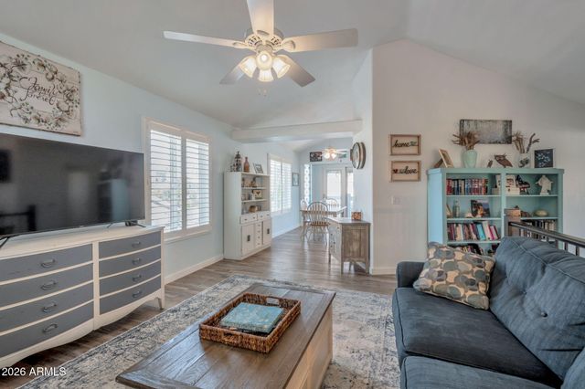 14 S GOLDEN KEY Drive, Gilbert, AZ 85233