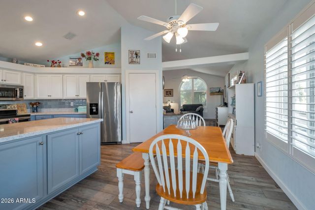 14 S GOLDEN KEY Drive, Gilbert, AZ 85233