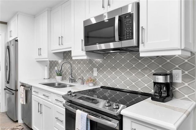 720 Collier BLVD 304, Marco Island, FL 34145