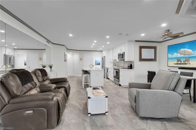 720 Collier BLVD 304, Marco Island, FL 34145