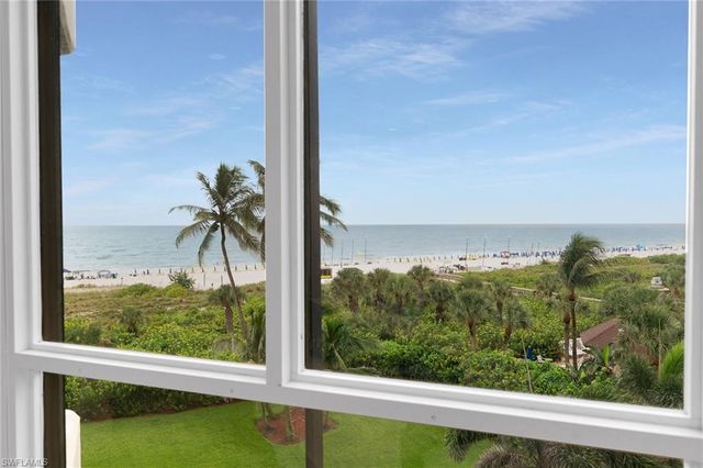 720 Collier BLVD 304, Marco Island, FL 34145