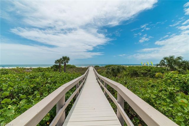 720 Collier BLVD 304, Marco Island, FL 34145