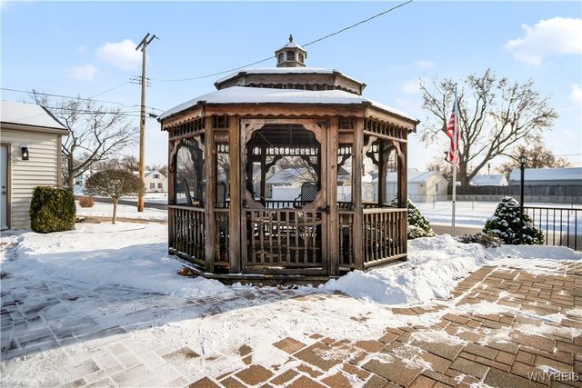 101 Wendover Avenue, Tonawanda, NY 14223