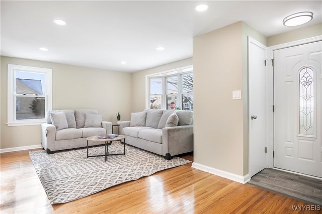 101 Wendover Avenue, Tonawanda, NY 14223