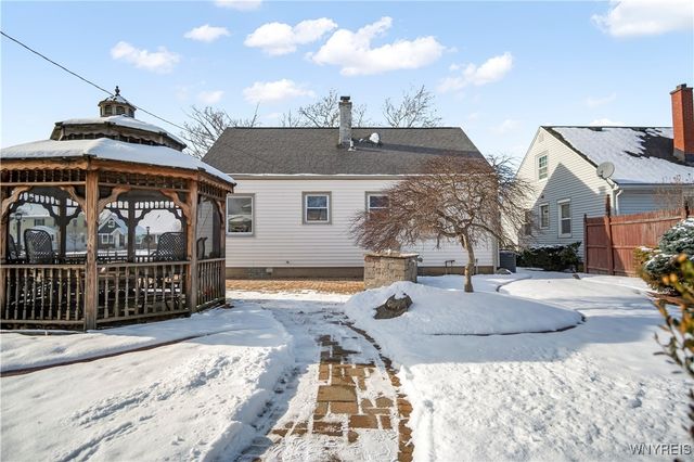 101 Wendover Avenue, Tonawanda, NY 14223