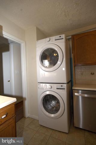13629 KINGSMAN RD, Woodbridge, VA 22193