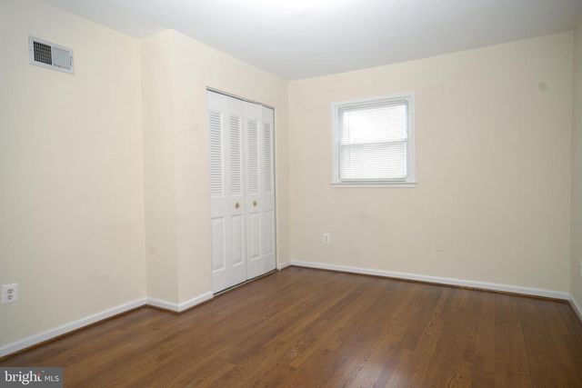 13629 KINGSMAN RD, Woodbridge, VA 22193