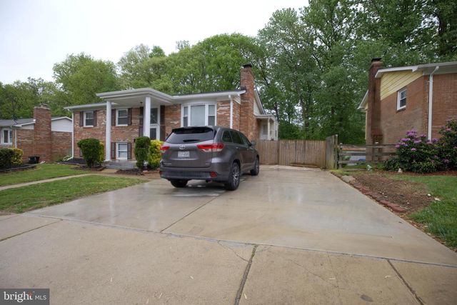 13629 KINGSMAN RD, Woodbridge, VA 22193