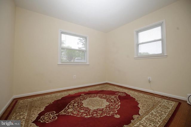 13629 KINGSMAN RD, Woodbridge, VA 22193