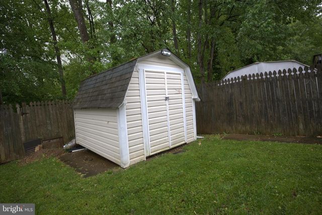 13629 KINGSMAN RD, Woodbridge, VA 22193
