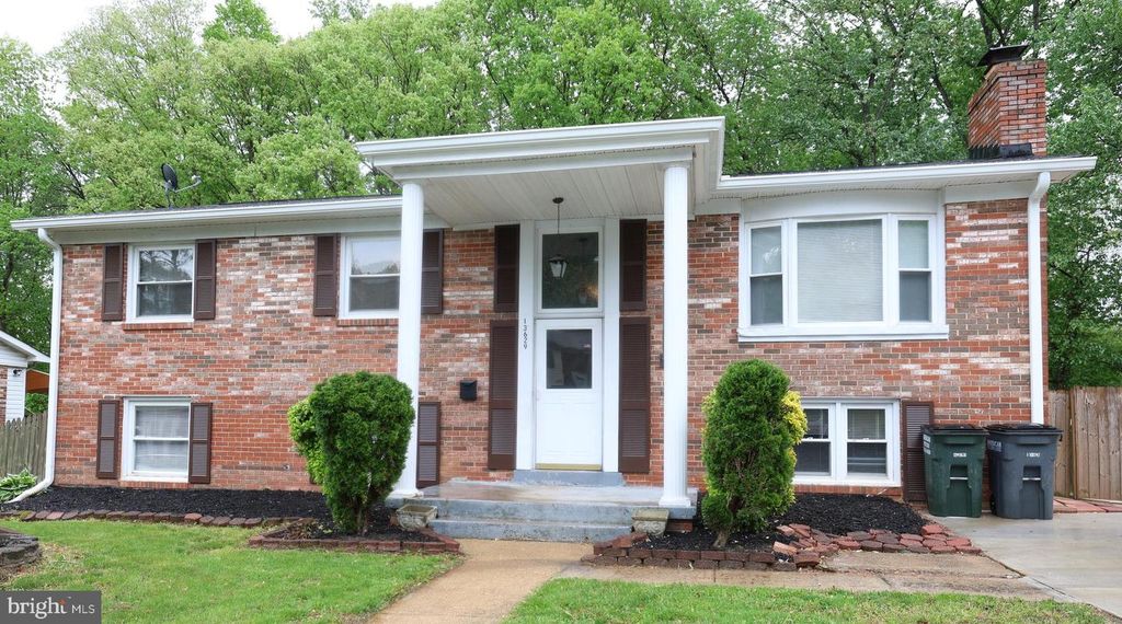 13629 KINGSMAN RD, Woodbridge, VA 22193