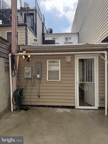 313 S WASHINGTON ST, Baltimore, MD 21231