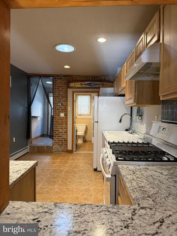 313 S WASHINGTON ST, Baltimore, MD 21231
