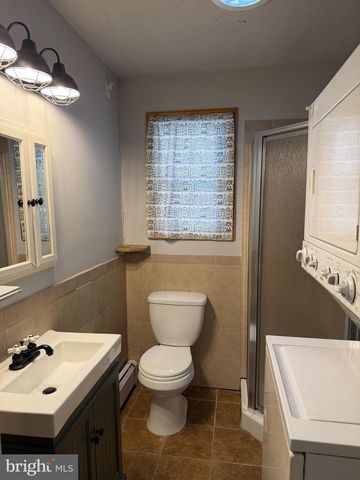 313 S WASHINGTON ST, Baltimore, MD 21231