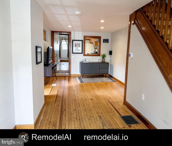 313 S WASHINGTON ST, Baltimore, MD 21231