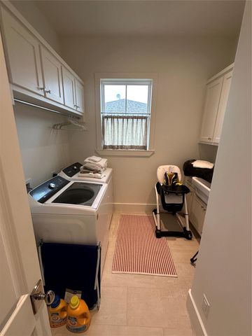 183 Ocean Shores Drive, Port Bolivar, TX 77650
