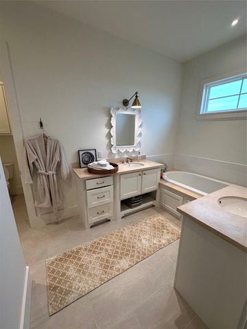 183 Ocean Shores Drive, Port Bolivar, TX 77650