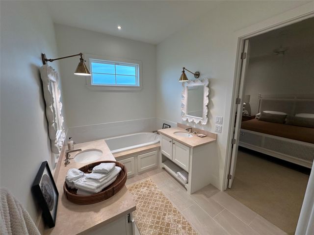 183 Ocean Shores Drive, Port Bolivar, TX 77650