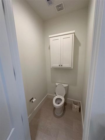 183 Ocean Shores Drive, Port Bolivar, TX 77650