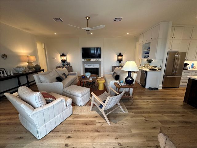 183 Ocean Shores Drive, Port Bolivar, TX 77650