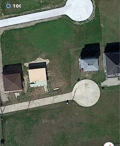 183 Ocean Shores Drive, Port Bolivar, TX 77650