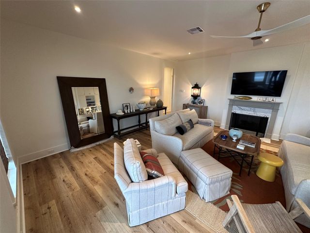 183 Ocean Shores Drive, Port Bolivar, TX 77650