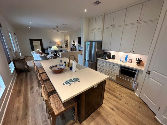 183 Ocean Shores Drive, Port Bolivar, TX 77650