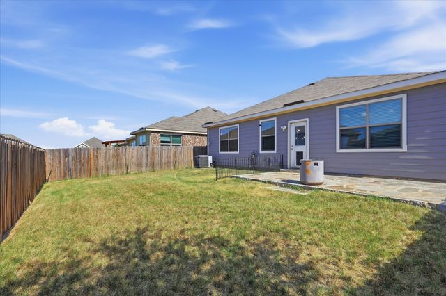 7533 Pleasant Oaks Street, Fort Worth, TX 76120