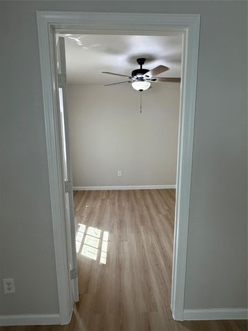 7427 Avenue I C, Houston, TX 77011