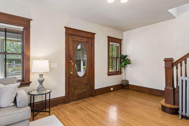 2147 Dayton Avenue, Saint Paul, MN 55104