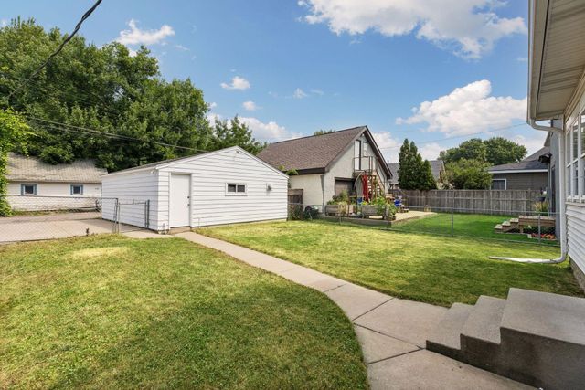 2147 Dayton Avenue, Saint Paul, MN 55104