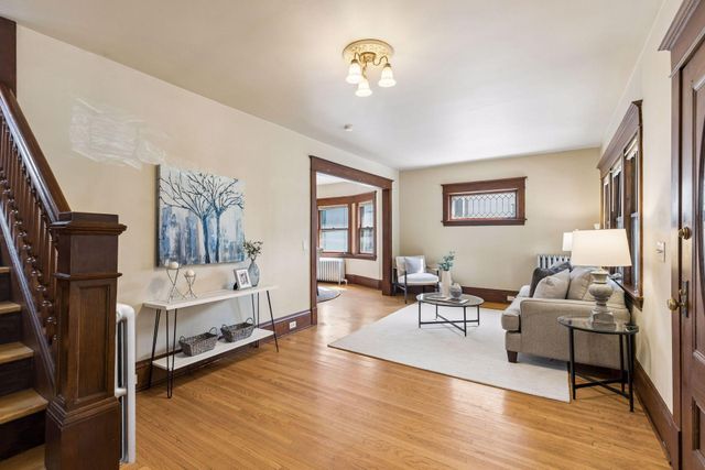 2147 Dayton Avenue, Saint Paul, MN 55104