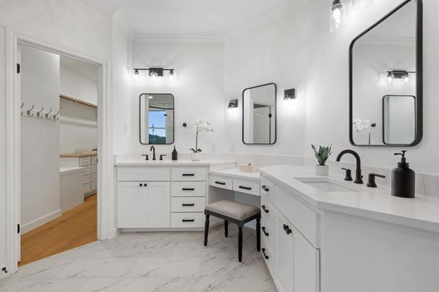 5000 Valburn CT, Austin, TX 78731