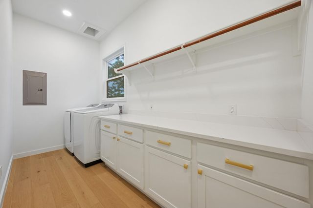 5000 Valburn CT, Austin, TX 78731