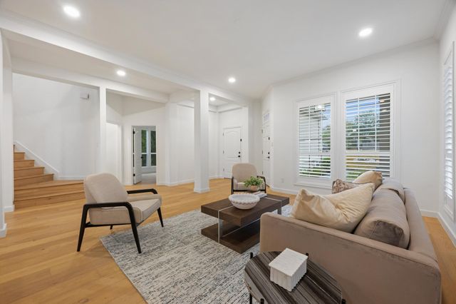 5000 Valburn CT, Austin, TX 78731