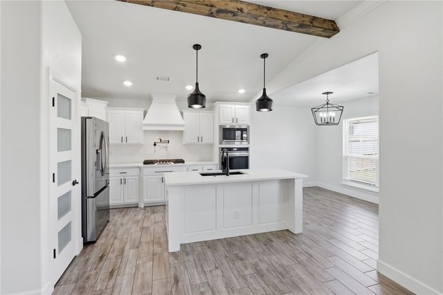 1908 Crump Street, Pea Ridge, AR 72751