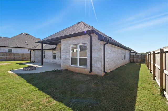 1908 Crump Street, Pea Ridge, AR 72751